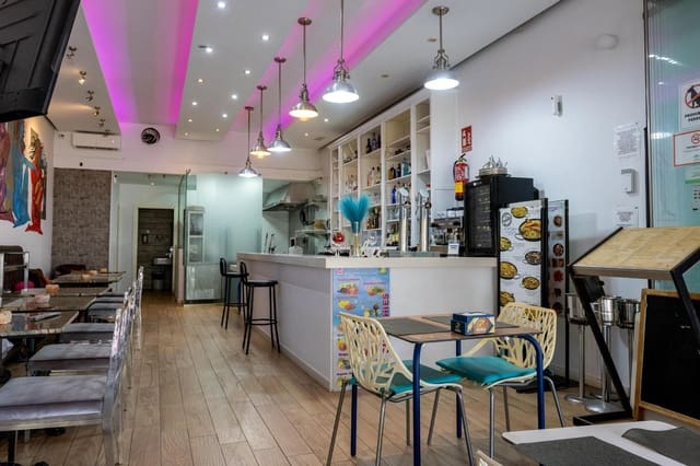 Comercial para venda em Torremolinos - 670 000 € (Ref: 9839531)