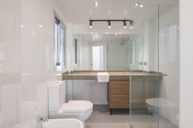 2 soverom Leilighet til salgs i Centro Historico, Málaga by - € 740 000 (Ref: 9849642)