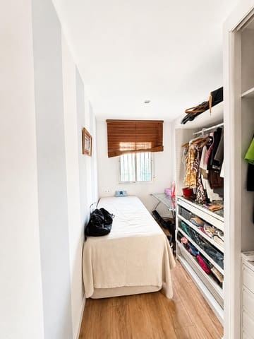 7 slaapkamer Rijtjeshuis te koop in Rincón de la Victoria met zwembad garage - € 620.000 (Ref: 9851957)