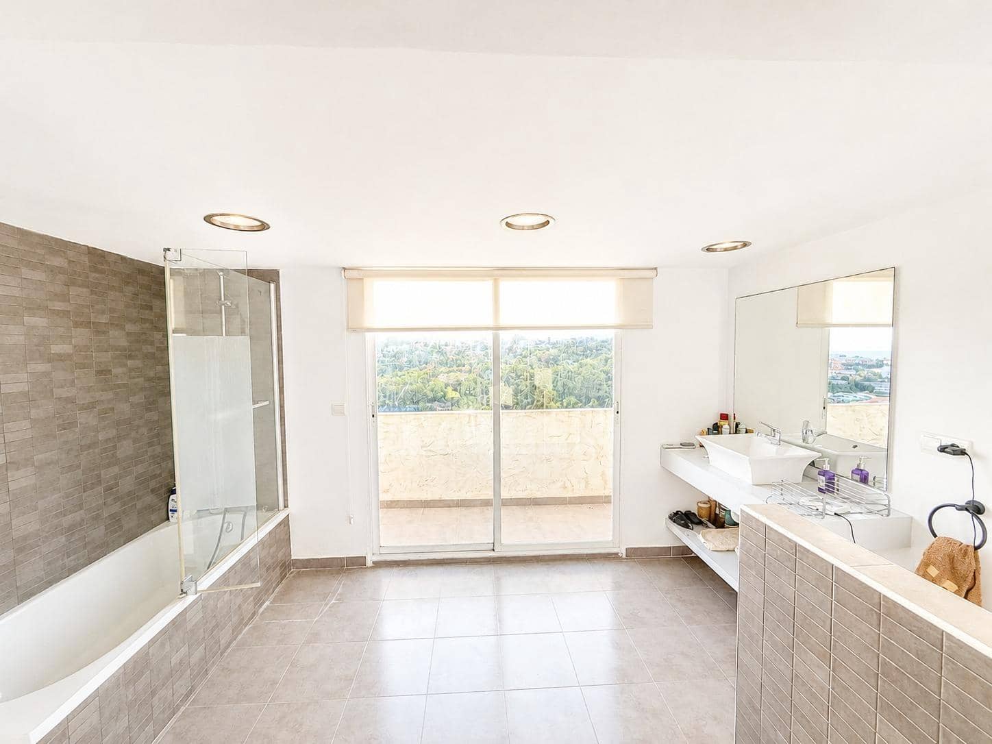 Adosado de 7 habitaciones en Rincón de la Victoria en venta con piscina garaje - 620.000 € (Ref: 9851957)