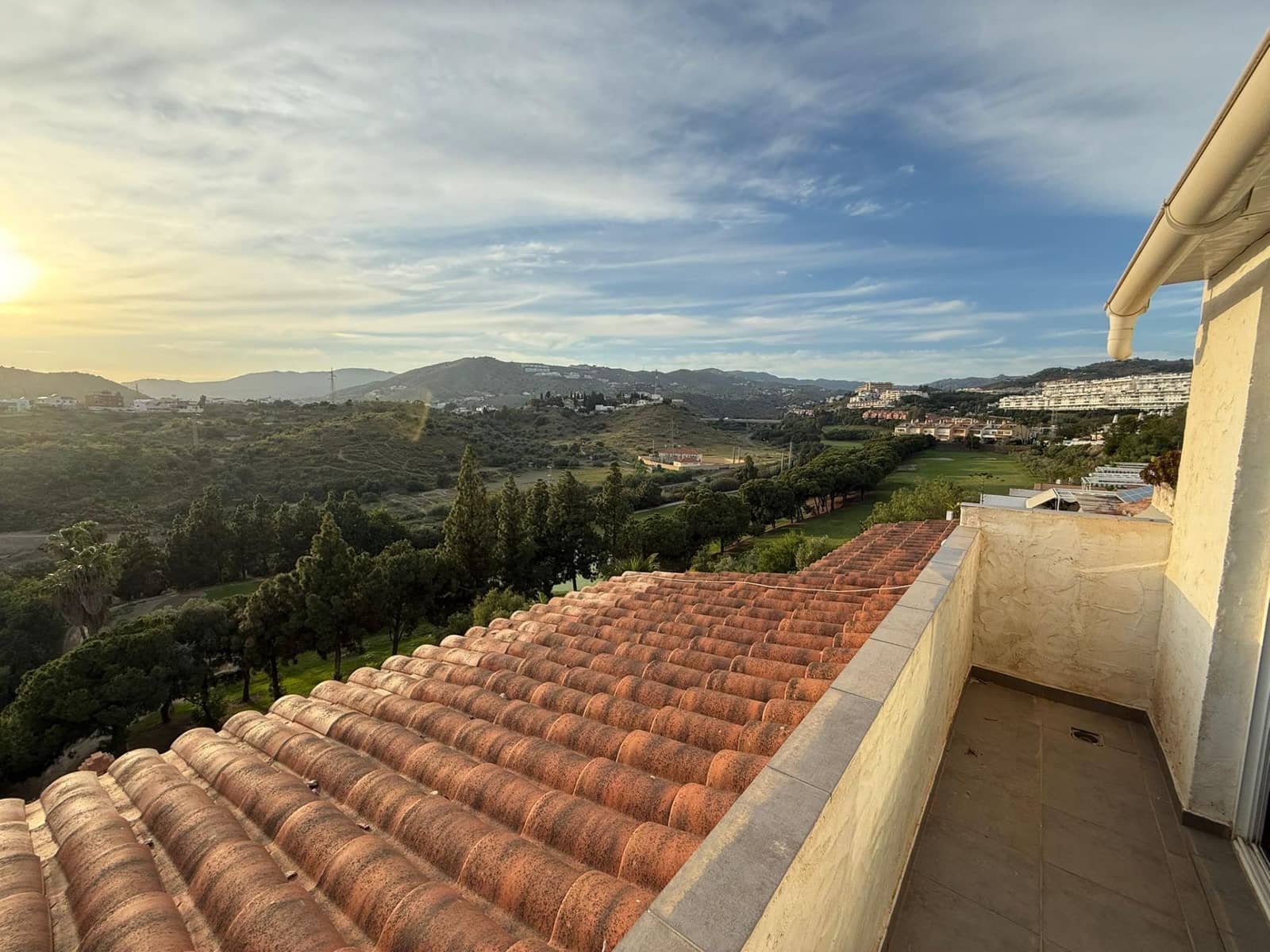 Adosado de 7 habitaciones en Rincón de la Victoria en venta con piscina garaje - 620.000 € (Ref: 9851957)