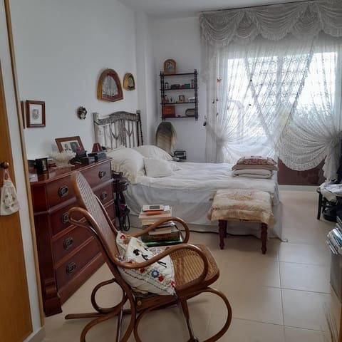 1 quarto Apartamento para venda em Puerto de la Torre, Málaga cidade com piscina - 155 000 € (Ref: 9860295)