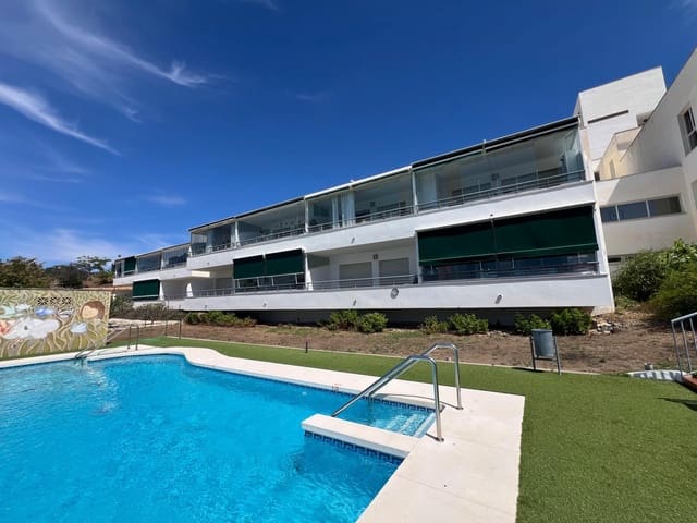 1 quarto Apartamento para venda em Puerto de la Torre, Málaga cidade com piscina - 155 000 € (Ref: 9860295)