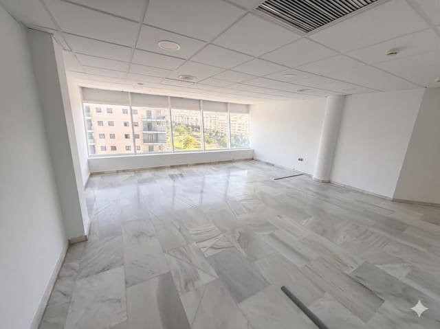 Büro zu vermieten in Finca La Palma, Málaga Stadt mit Garage - 2.500 € (Ref: 9867154)