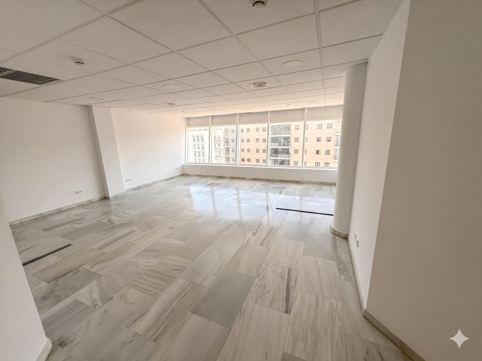 Büro zu vermieten in Malaga Stadt mit Garage - 2.500 € (Ref: 9867154)