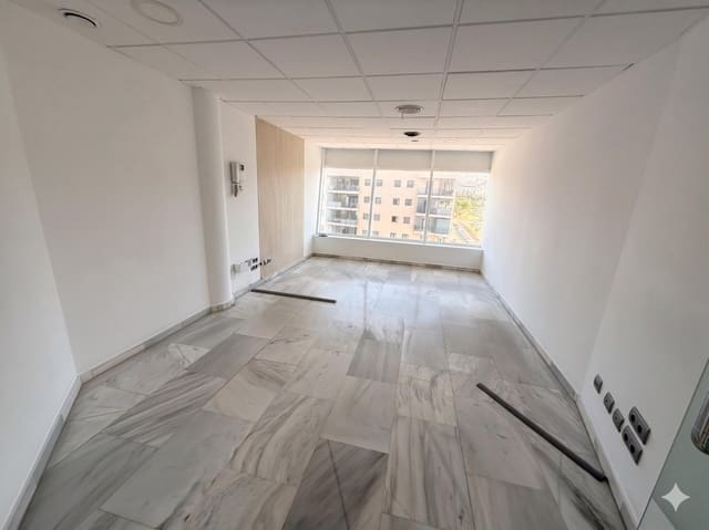 Büro zu vermieten in Finca La Palma, Málaga Stadt mit Garage - 2.500 € (Ref: 9867154)
