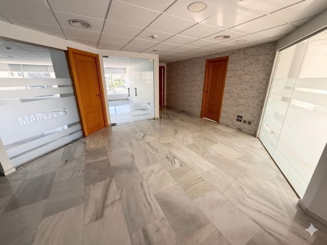 Büro zu vermieten in Finca La Palma, Málaga Stadt mit Garage - 2.500 € (Ref: 9867154)