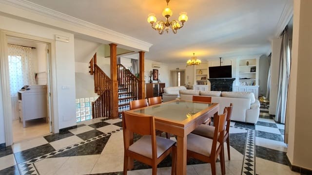 6 chambre Villa/Maison à vendre à Torremuelle, Benalmádena avec piscine garage - 1 300 000 € (Ref: 9867155)