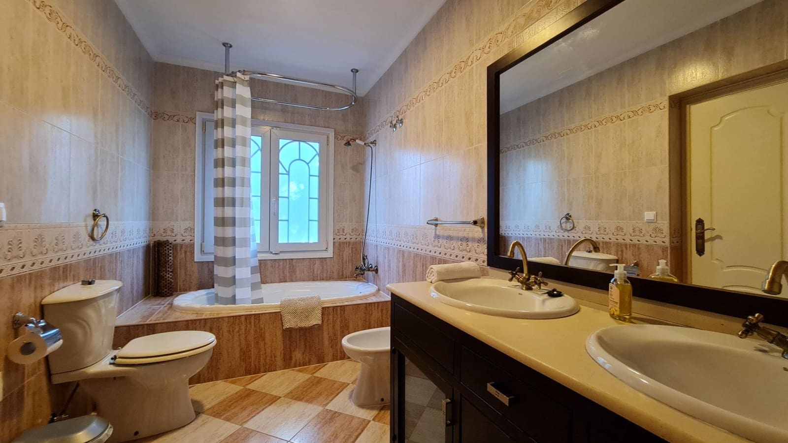 6 chambre Villa/Maison à vendre à Torremuelle avec piscine garage - 1 300 000 € (Ref: 9867155)