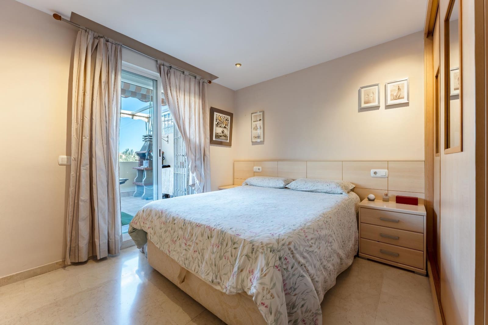 2 bedroom Penthouse for sale in La Cala del Moral with pool garage - € 390,000 (Ref: 9867156)