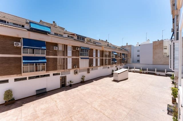4 soveværelse Lejlighed til salg i Perchel Sur, Málaga by med garage - € 580.000 (Ref: 9876638)