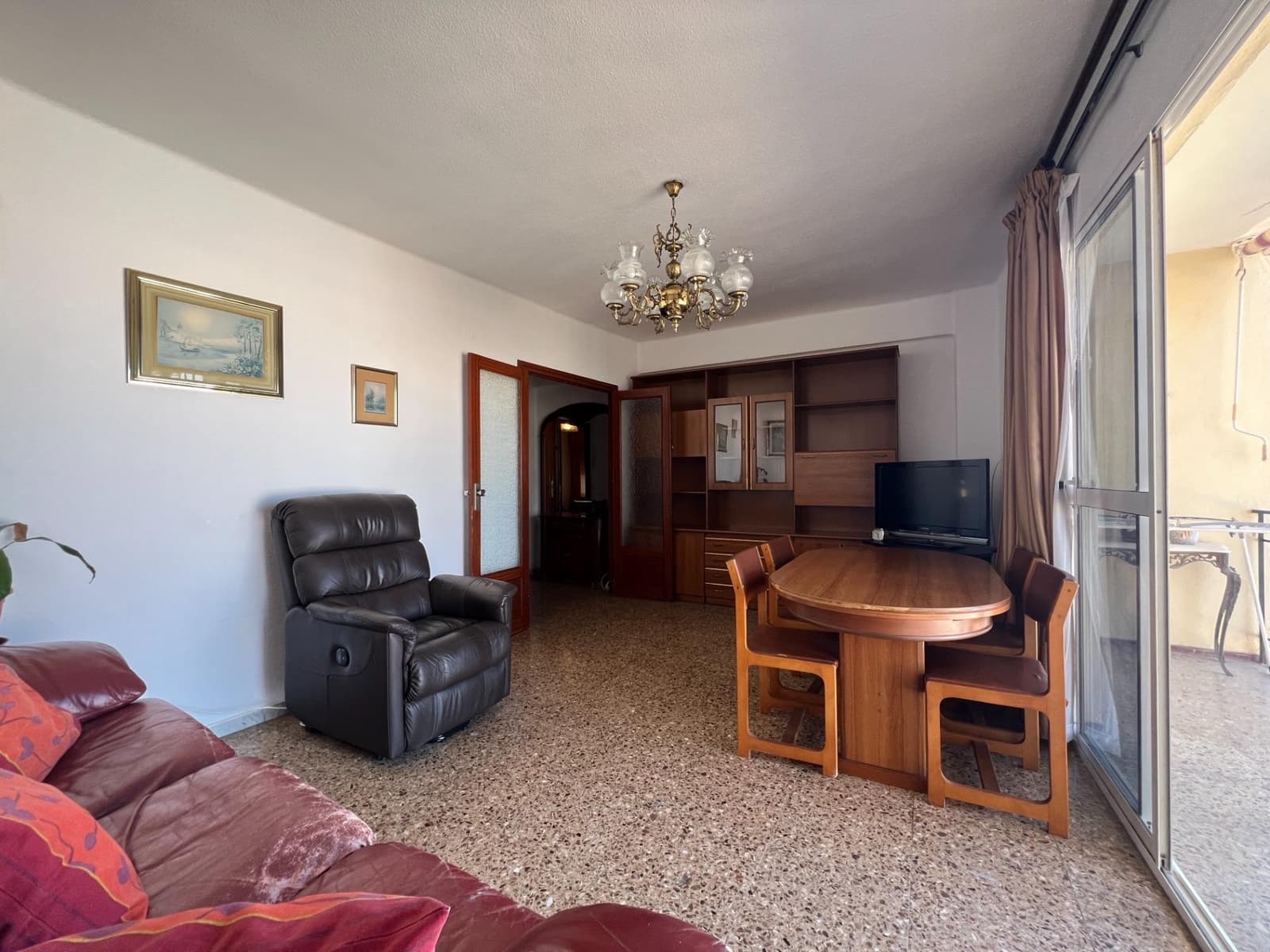 3 slaapkamer Flat te koop in Malaga stad - € 290.000 (Ref: 9876639)