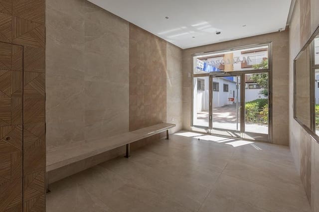 2 sovrum Lägenhet till salu i Torre del Mar, Vélez-Málaga - 265 000 € (Ref: 9879029)