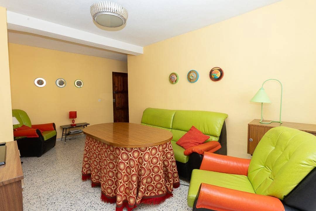 2 bedroom Apartment for sale in Torre del Mar - € 265,000 (Ref: 9879029)