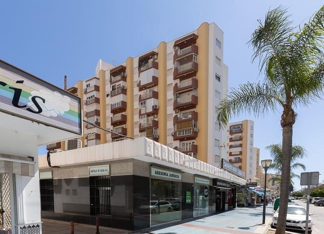2 sovrum Lägenhet till salu i Torre del Mar, Vélez-Málaga - 265 000 € (Ref: 9879029)