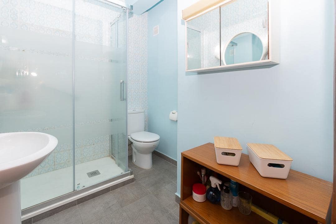 2 bedroom Apartment for sale in Torre del Mar - € 265,000 (Ref: 9879029)