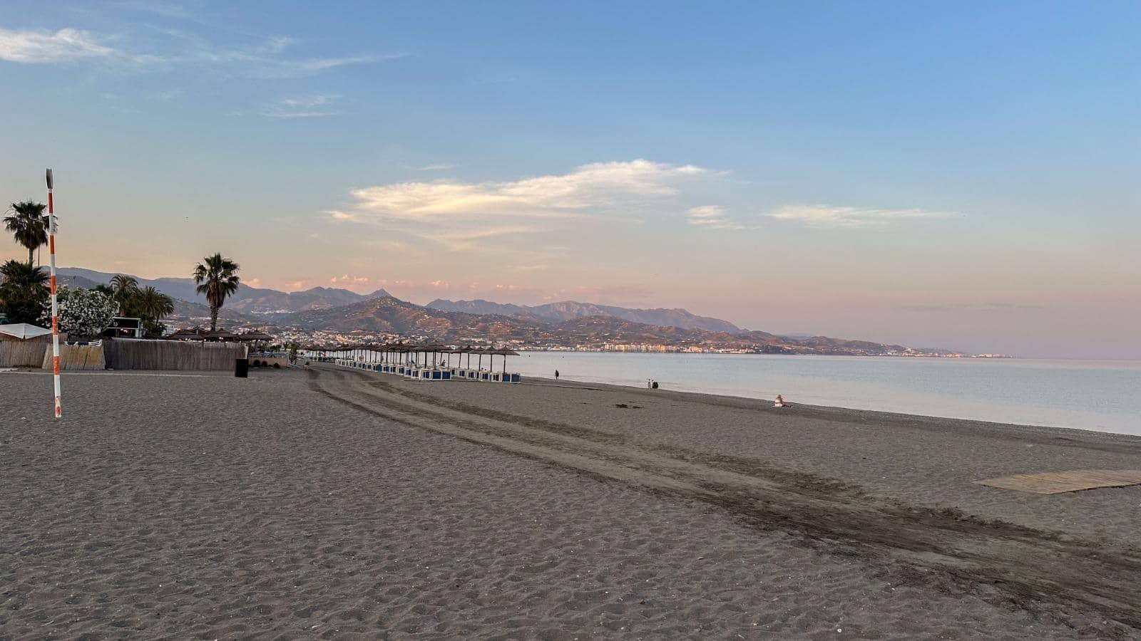 2 bedroom Apartment for sale in Torre del Mar - € 265,000 (Ref: 9879029)