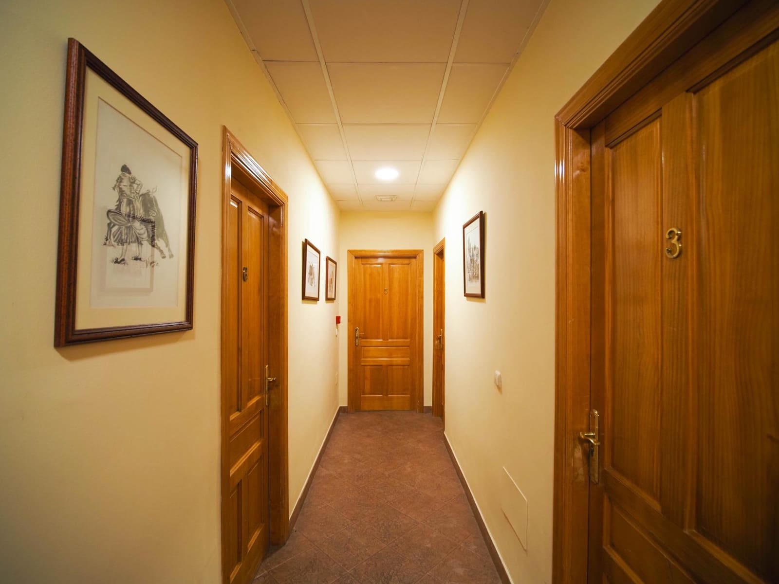 14 quarto Hotel para venda em Pizarra - 710 000 € (Ref: 9879030)