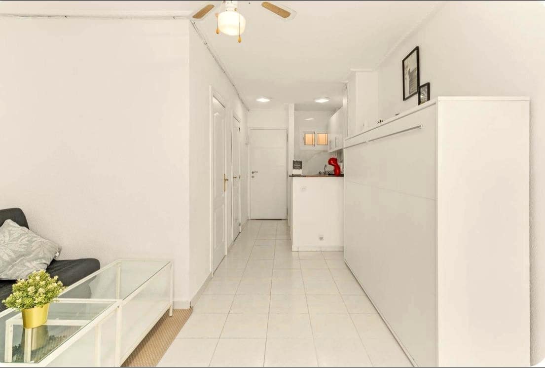 1 bedroom Flat for sale in Arroyo de la Miel with pool - € 169,000 (Ref: 9890587)