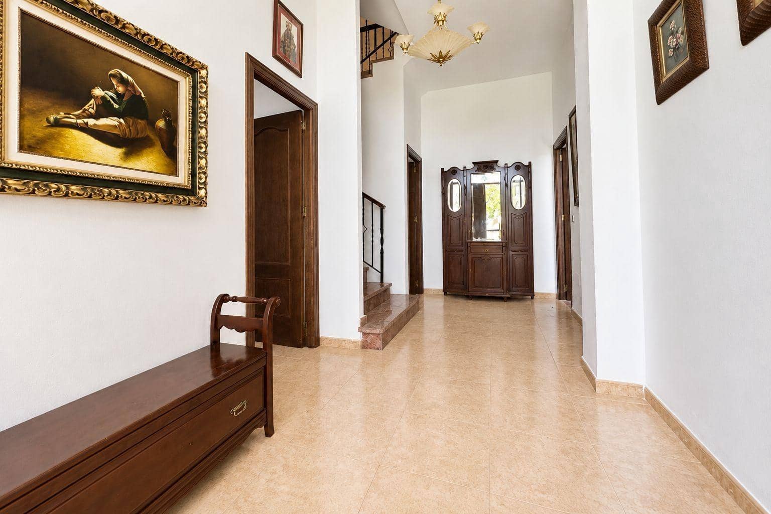 5 sovrum Villa till salu i Colmenar med garage - 396 000 € (Ref: 9890588)