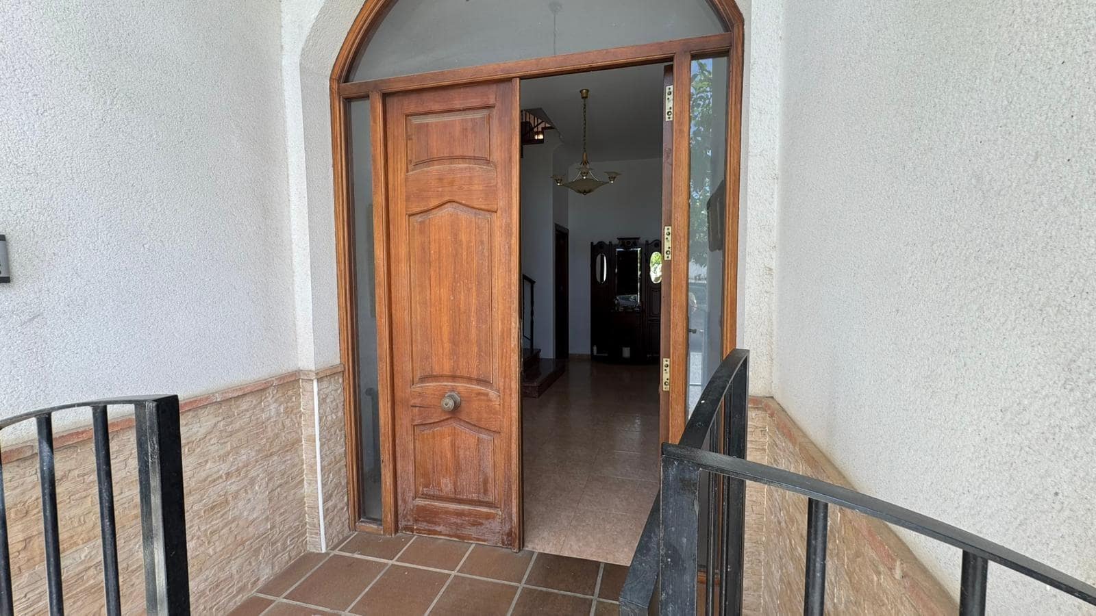 5 sovrum Villa till salu i Colmenar med garage - 396 000 € (Ref: 9890588)