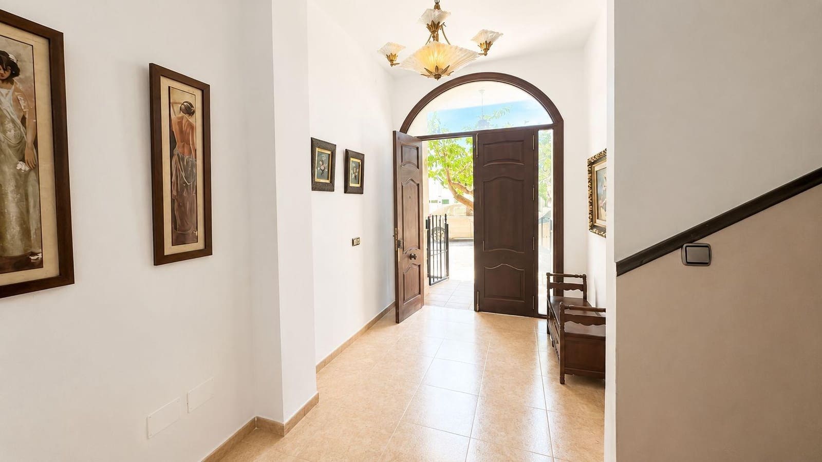 5 sovrum Villa till salu i Colmenar med garage - 396 000 € (Ref: 9890588)