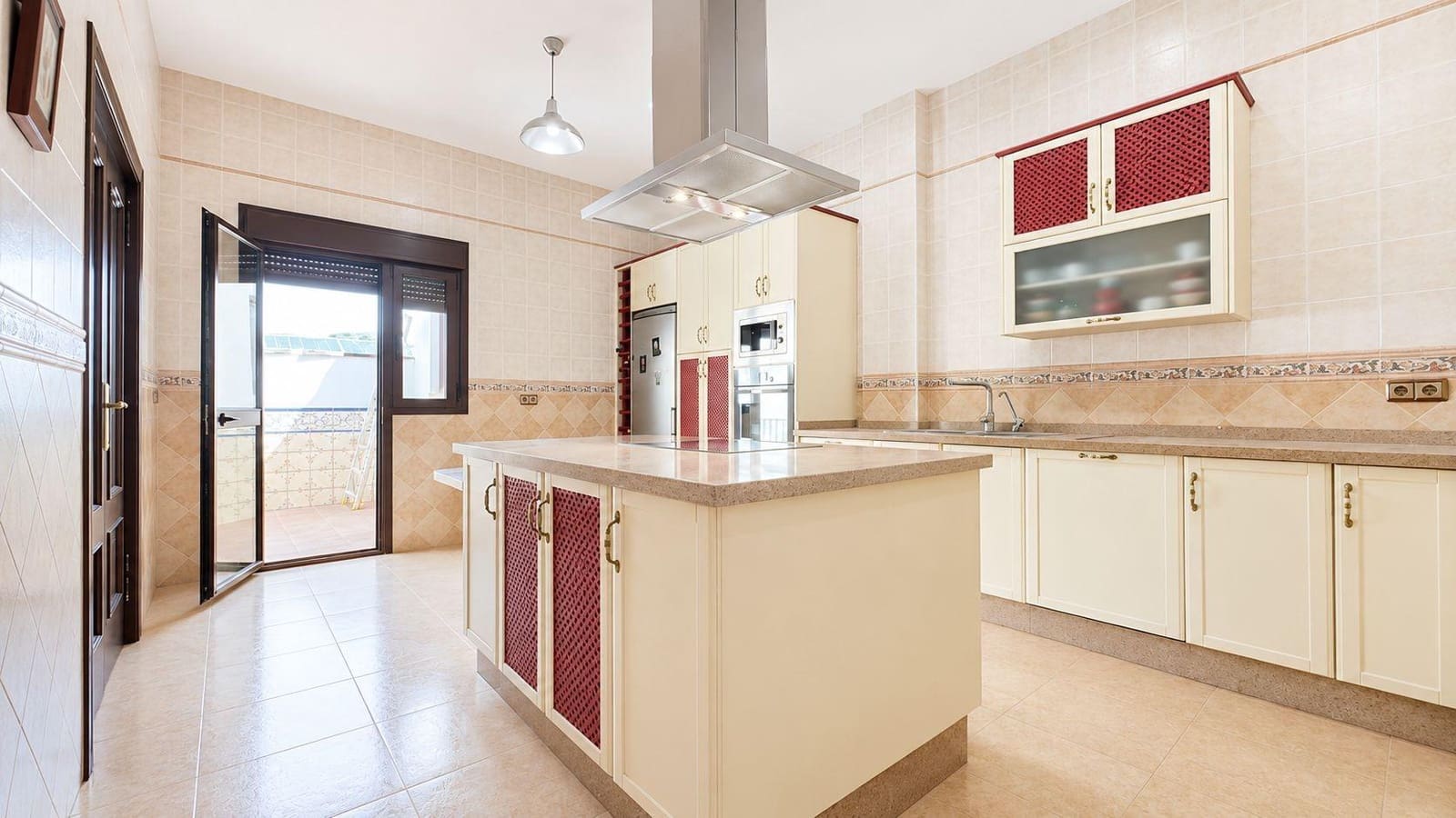 5 sovrum Villa till salu i Colmenar med garage - 396 000 € (Ref: 9890588)