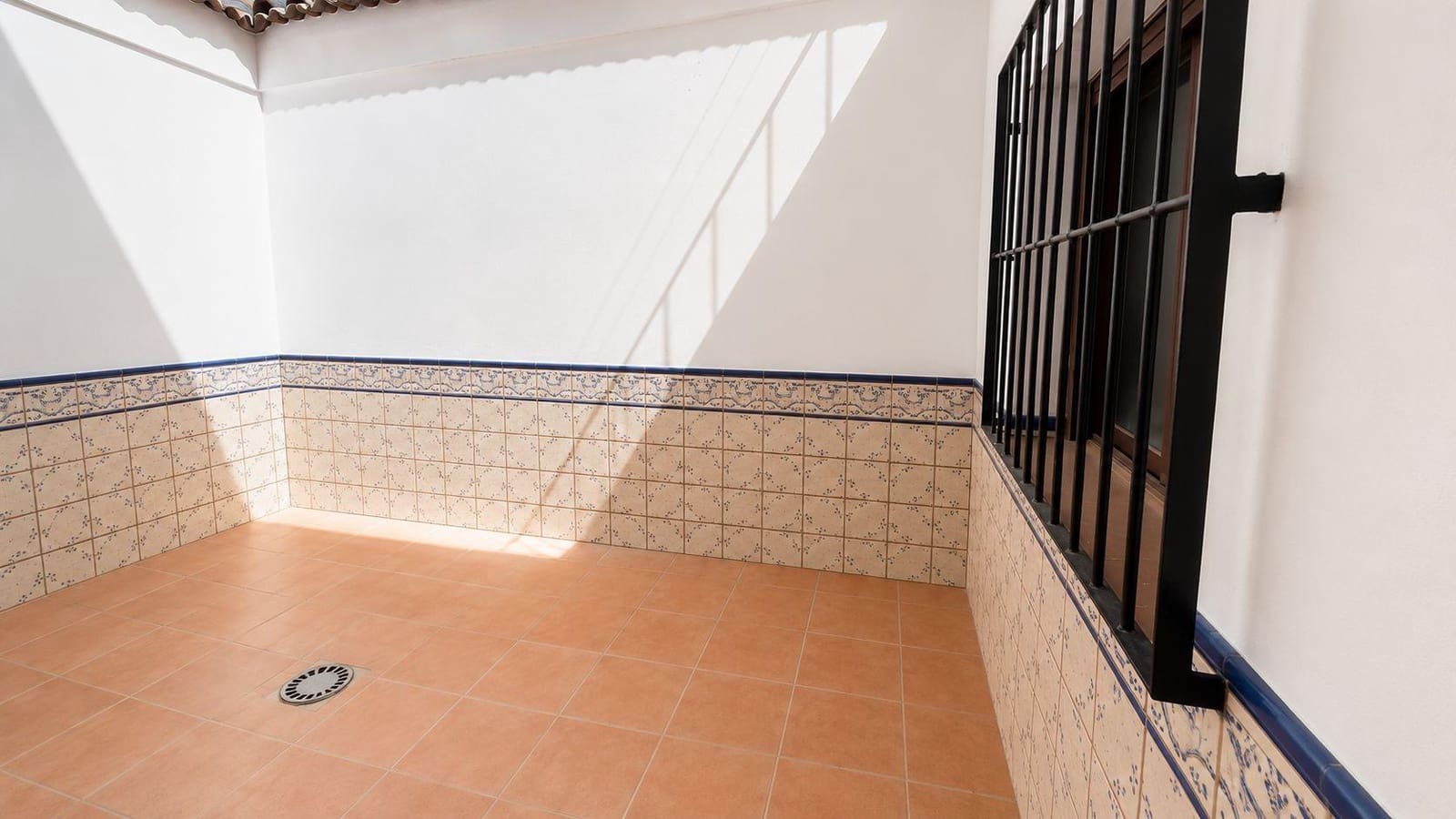 5 sovrum Villa till salu i Colmenar med garage - 396 000 € (Ref: 9890588)
