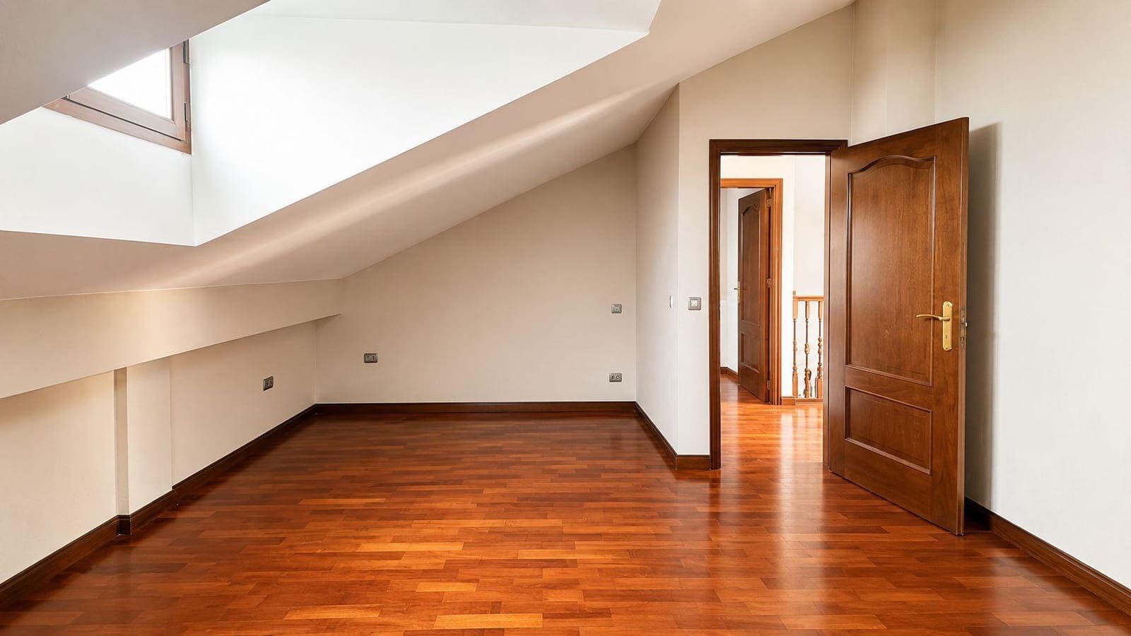 5 sovrum Villa till salu i Colmenar med garage - 396 000 € (Ref: 9890588)