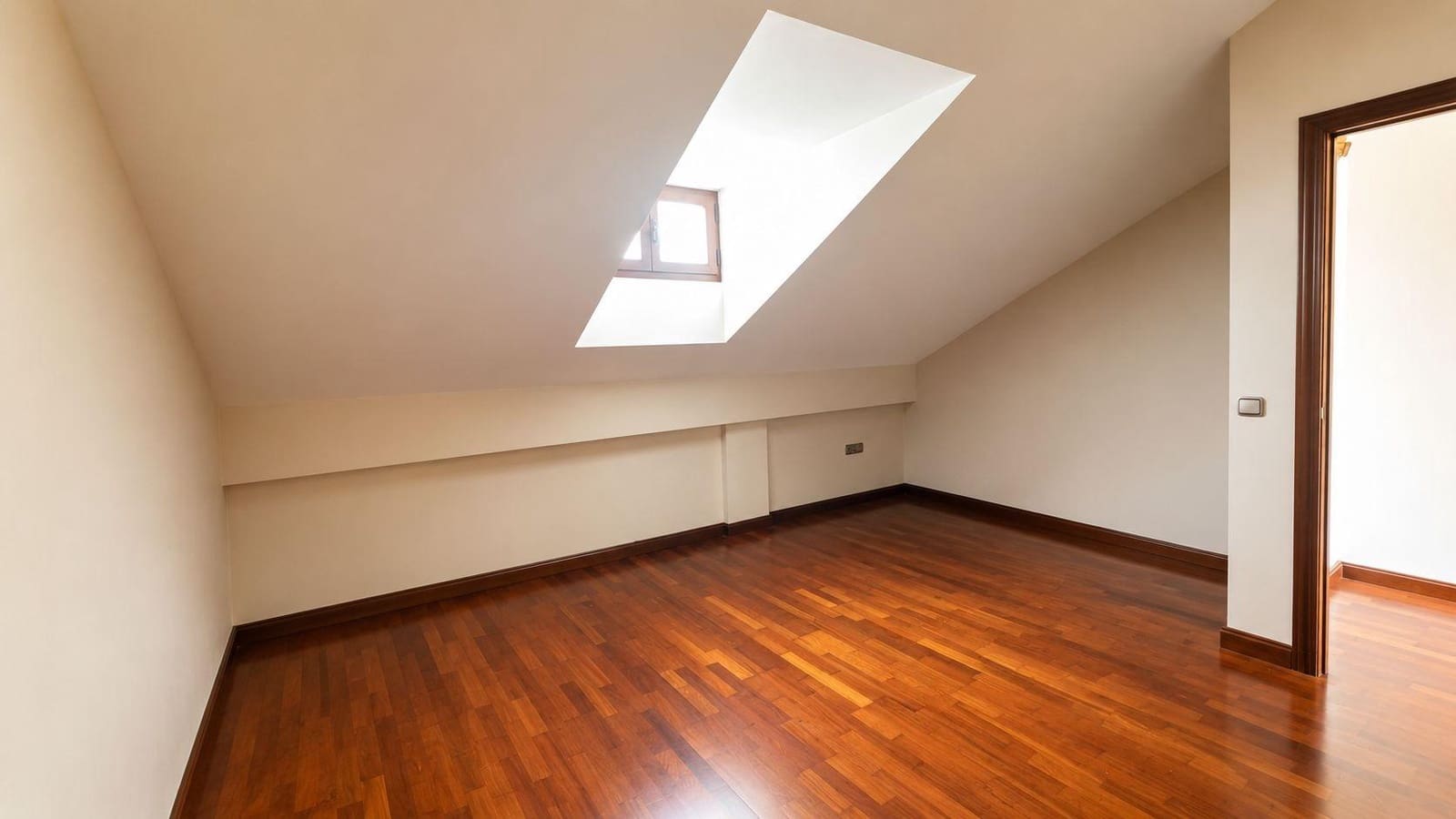 5 sovrum Villa till salu i Colmenar med garage - 396 000 € (Ref: 9890588)