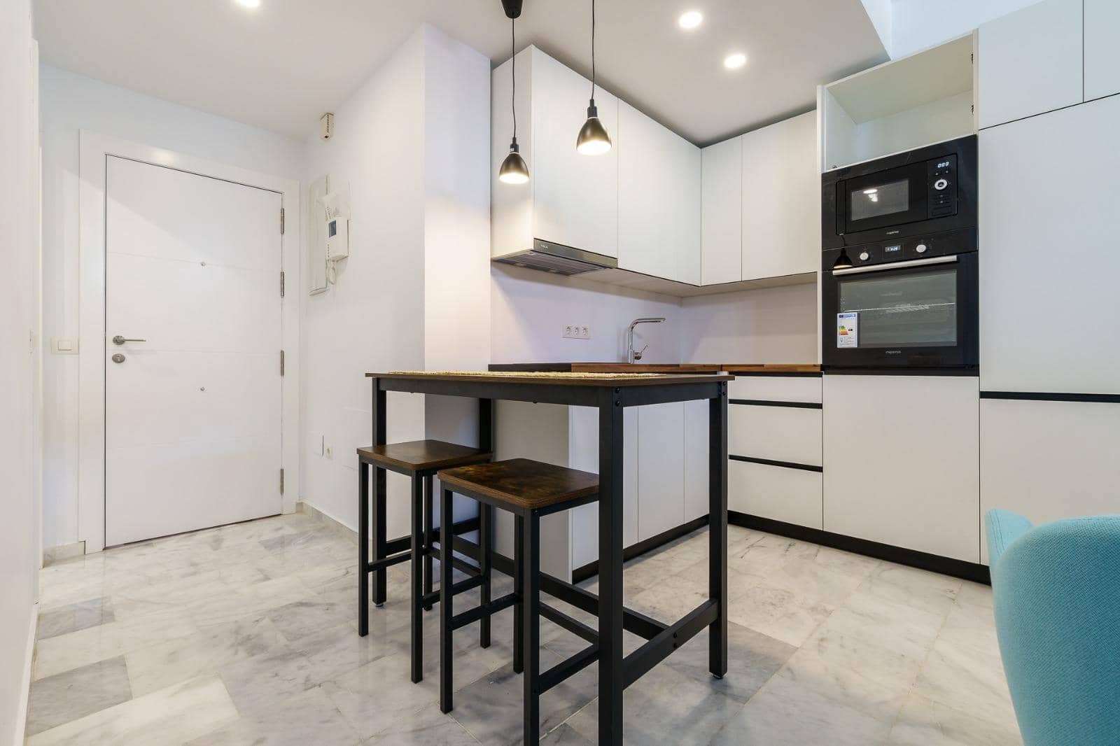 1 sovrum Studio att hyra i Malaga stad - 700 € (Ref: 9904199)