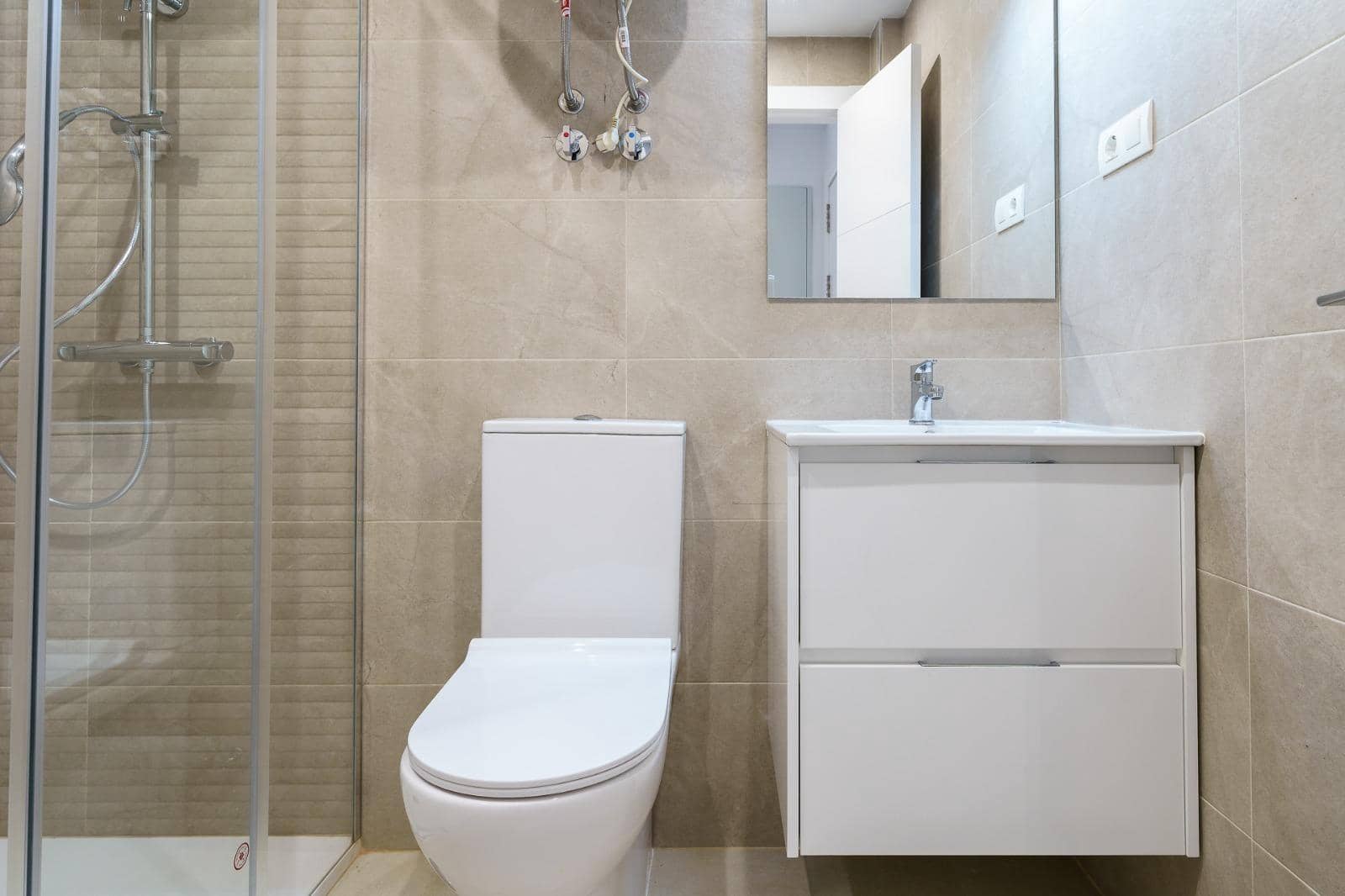 1 sovrum Studio att hyra i Malaga stad - 700 € (Ref: 9904199)