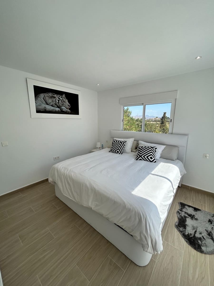 4 sovrum Villa till salu i Cartama med pool garage - 485 000 € (Ref: 9911244)