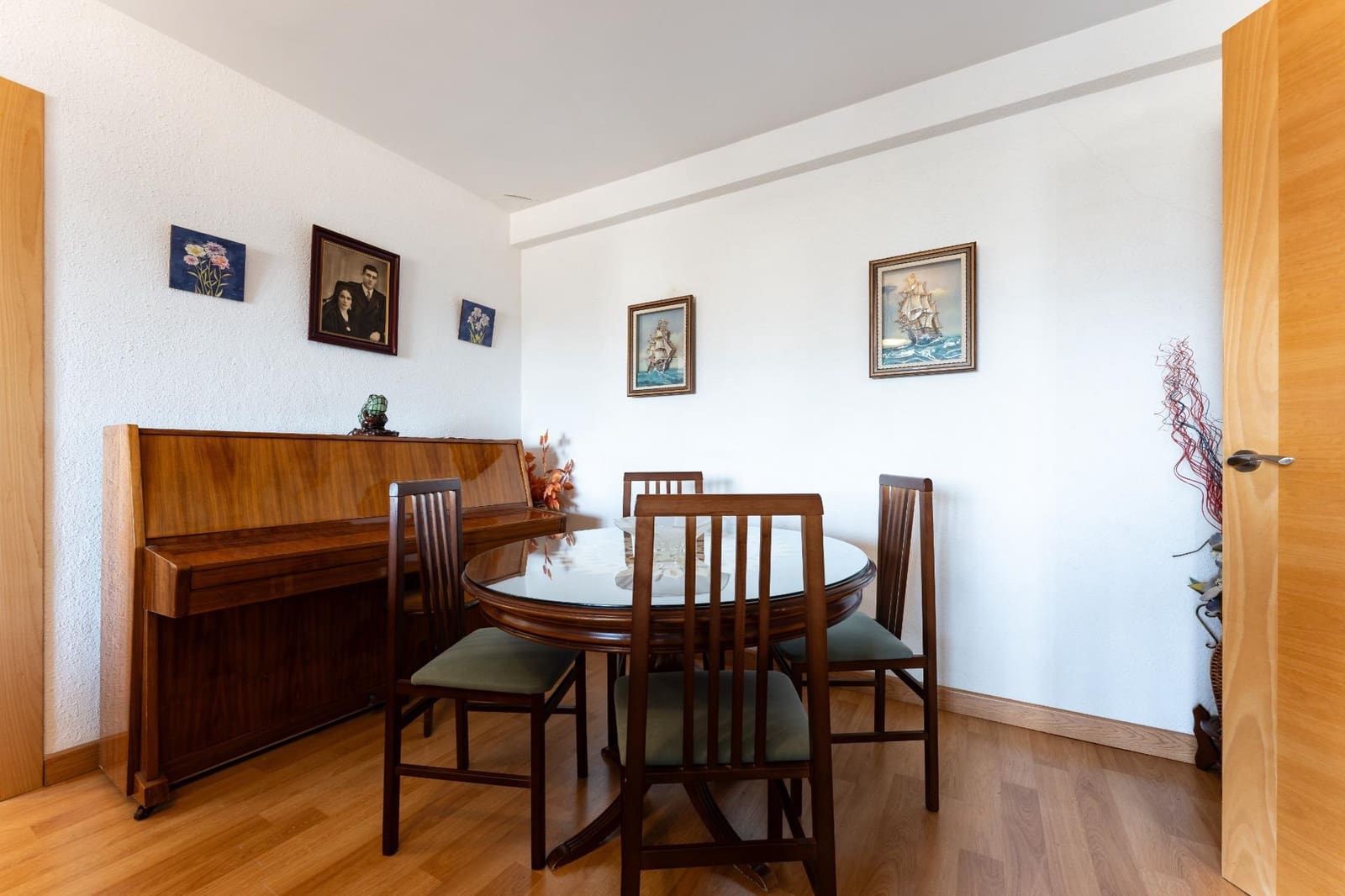 4 sypialnia Mieszkanie na sprzedaż w Miasto Malaga - 360 000 € (Ref: 9911245)