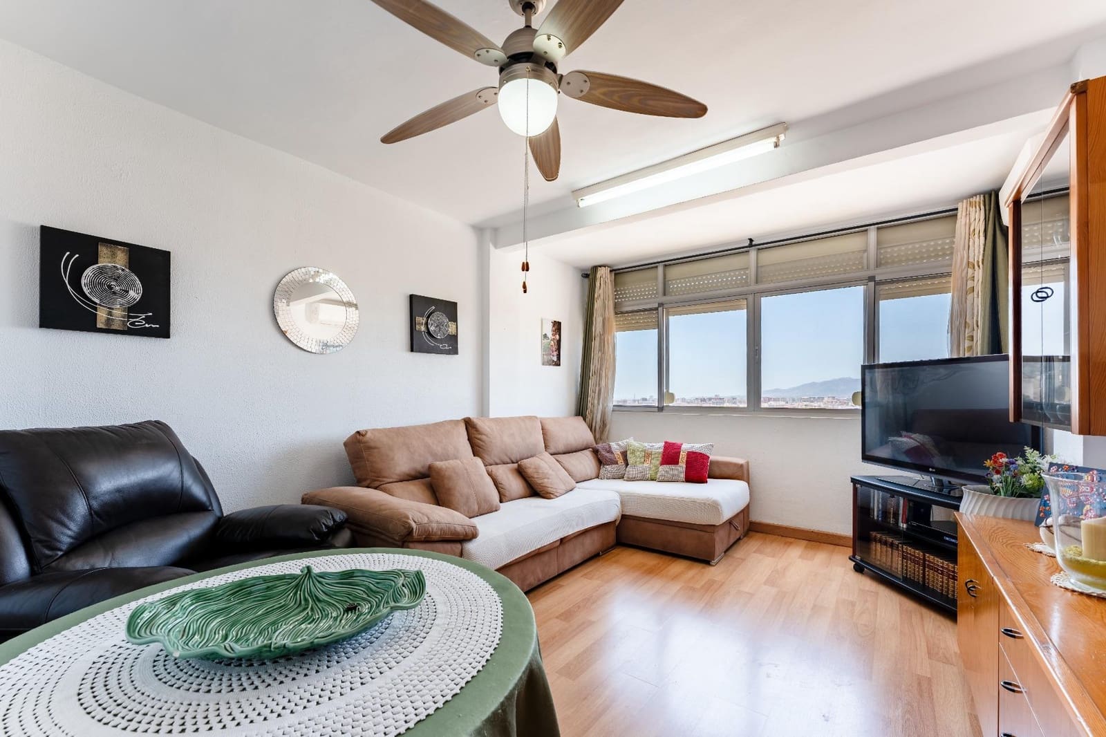 4 sypialnia Mieszkanie na sprzedaż w Miasto Malaga - 360 000 € (Ref: 9911245)