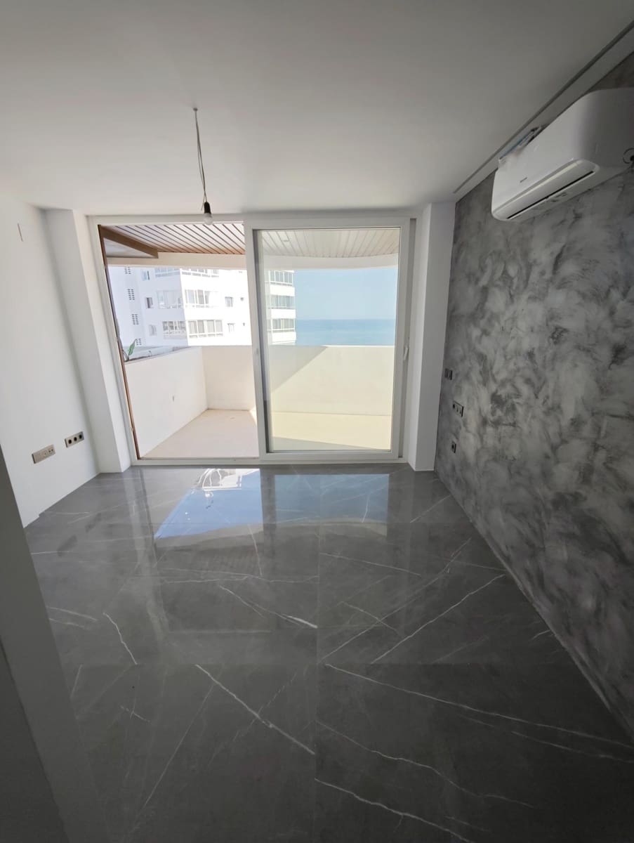 2 soveværelse Penthouse til salg i Arroyo de la Miel med swimmingpool garage - € 750.000 (Ref: 9940350)