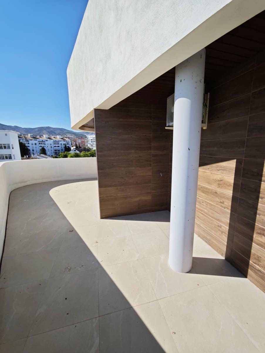 2 soveværelse Penthouse til salg i Arroyo de la Miel med swimmingpool garage - € 750.000 (Ref: 9940350)