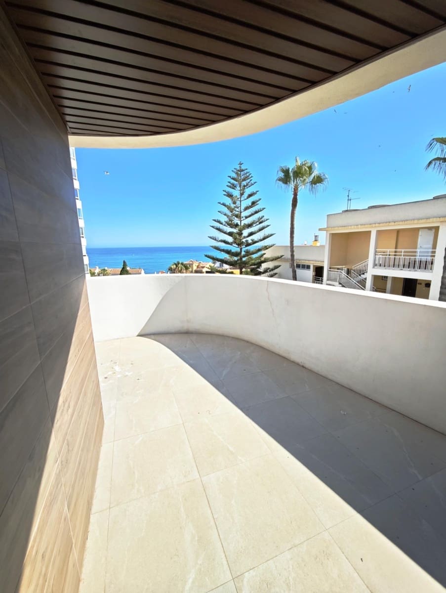 2 soveværelse Penthouse til salg i Arroyo de la Miel med swimmingpool garage - € 750.000 (Ref: 9940350)