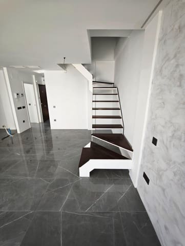 2 soveværelse Penthouse til salg i Arroyo de la Miel, Benalmádena med swimmingpool garage - € 750.000 (Ref: 9940350)