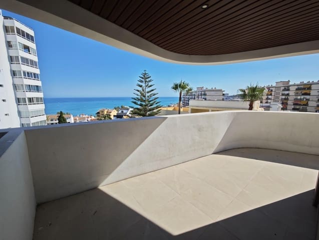2 soveværelse Penthouse til salg i Arroyo de la Miel, Benalmádena med swimmingpool garage - € 750.000 (Ref: 9940350)