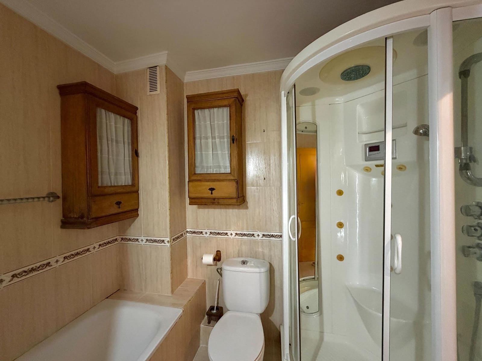 3 bedroom Apartment for sale in El Coto - € 260,000 (Ref: 9942719)
