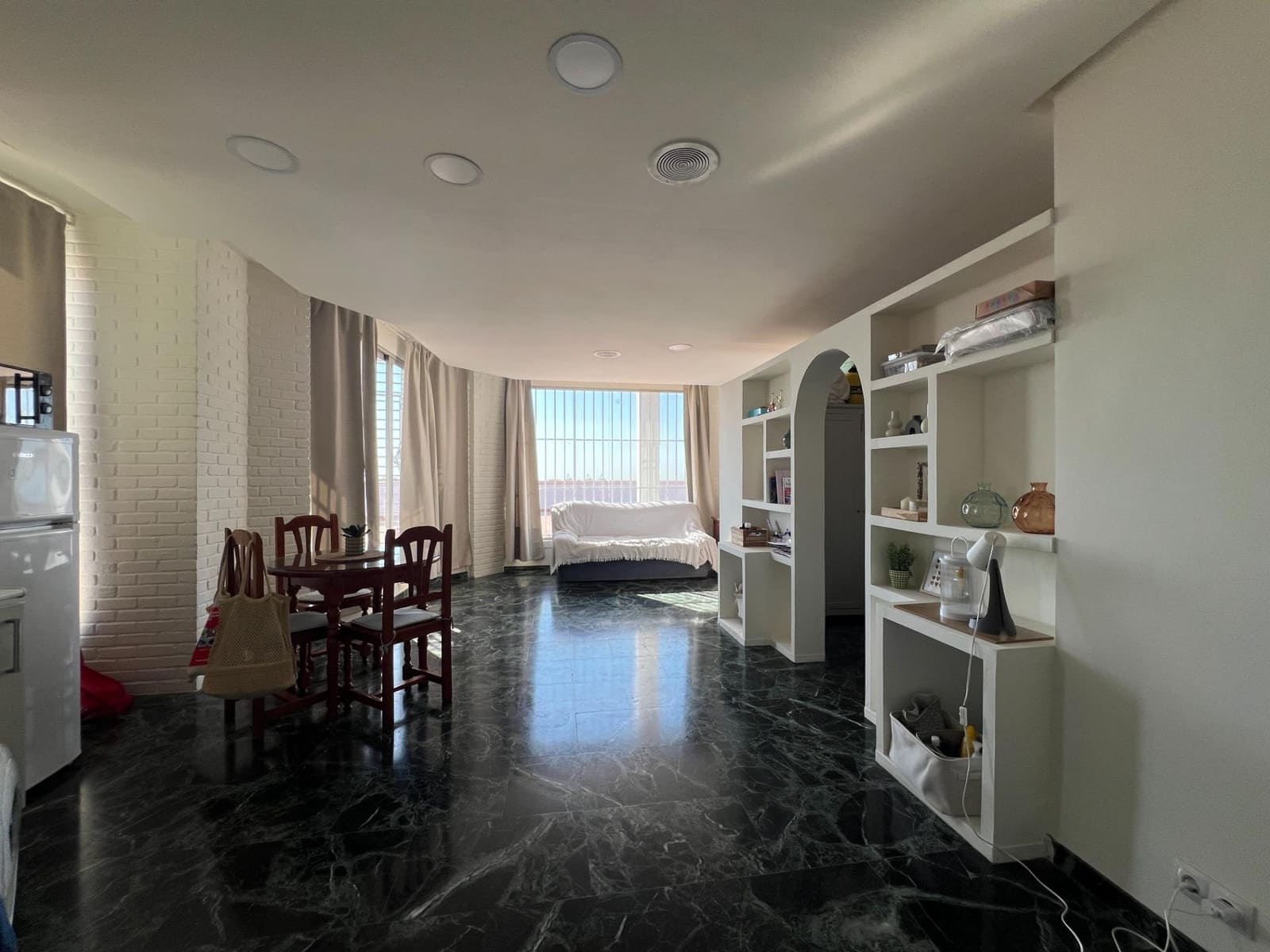 2 sovrum Takvåning till salu i Malaga stad med pool - 290 000 € (Ref: 9950010)