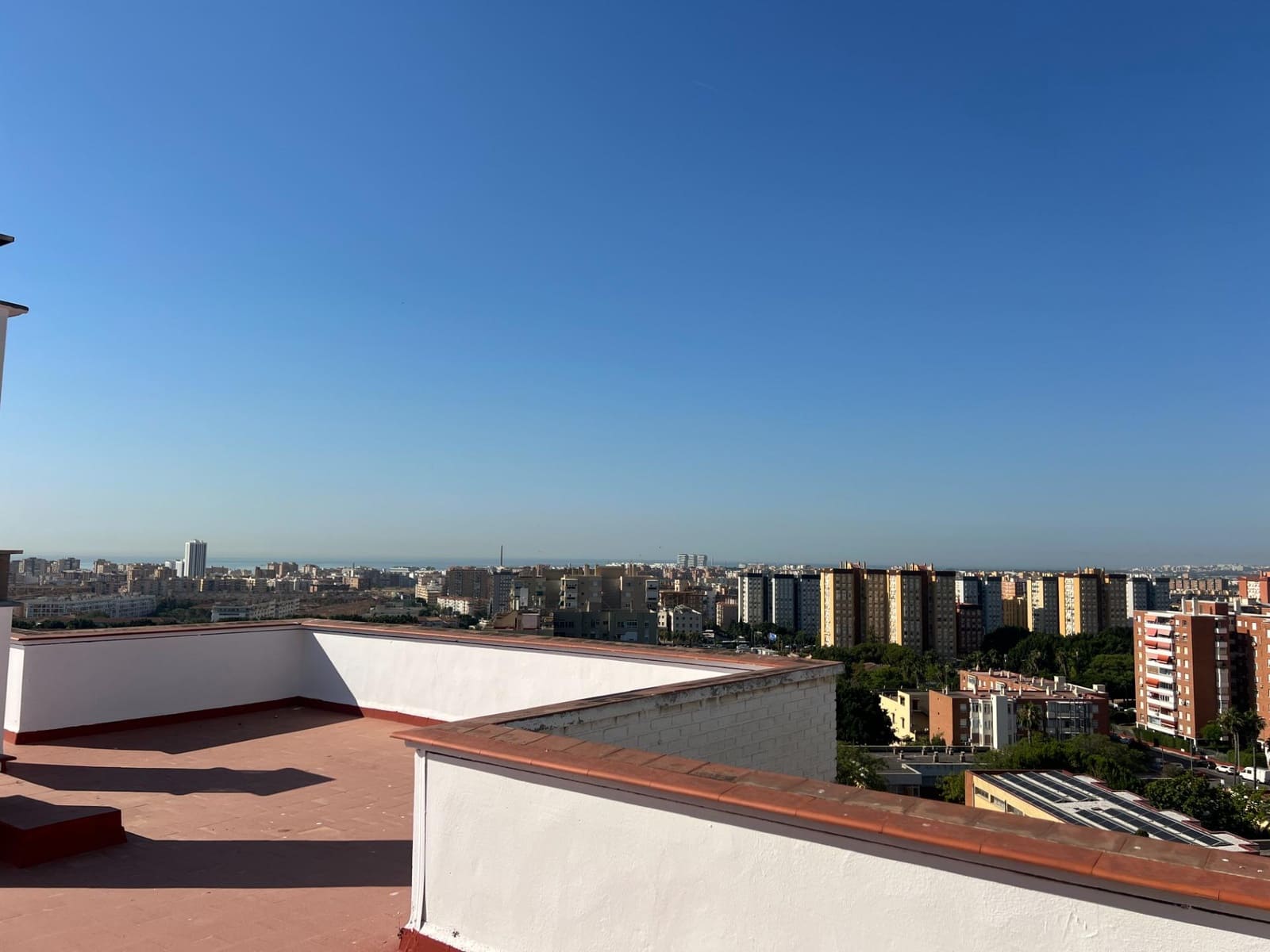 2 sovrum Takvåning till salu i Malaga stad med pool - 290 000 € (Ref: 9950010)
