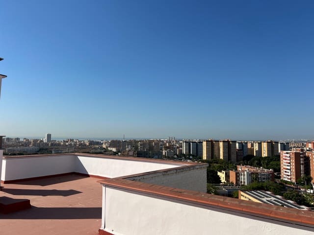 2 sovrum Takvåning till salu i Portada Alta, Málaga stad med pool - 290 000 € (Ref: 9950010)
