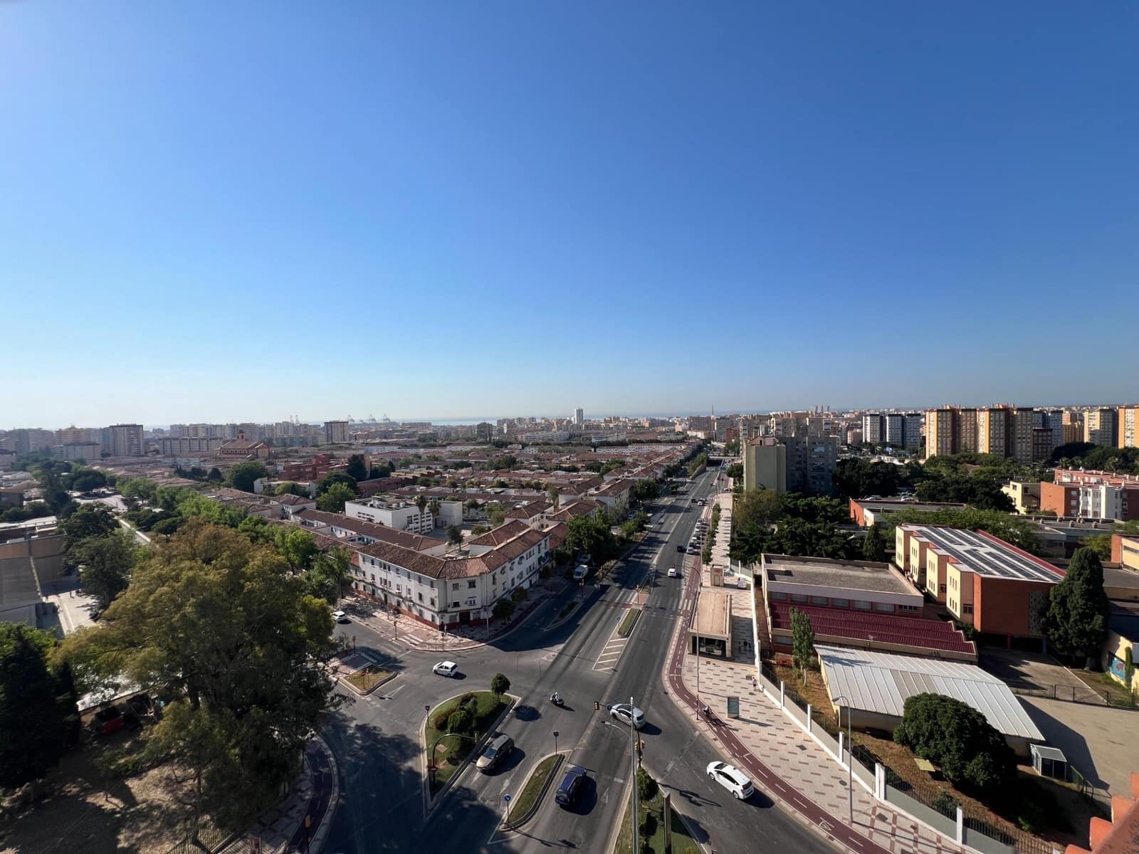 2 sovrum Takvåning till salu i Malaga stad med pool - 290 000 € (Ref: 9950010)
