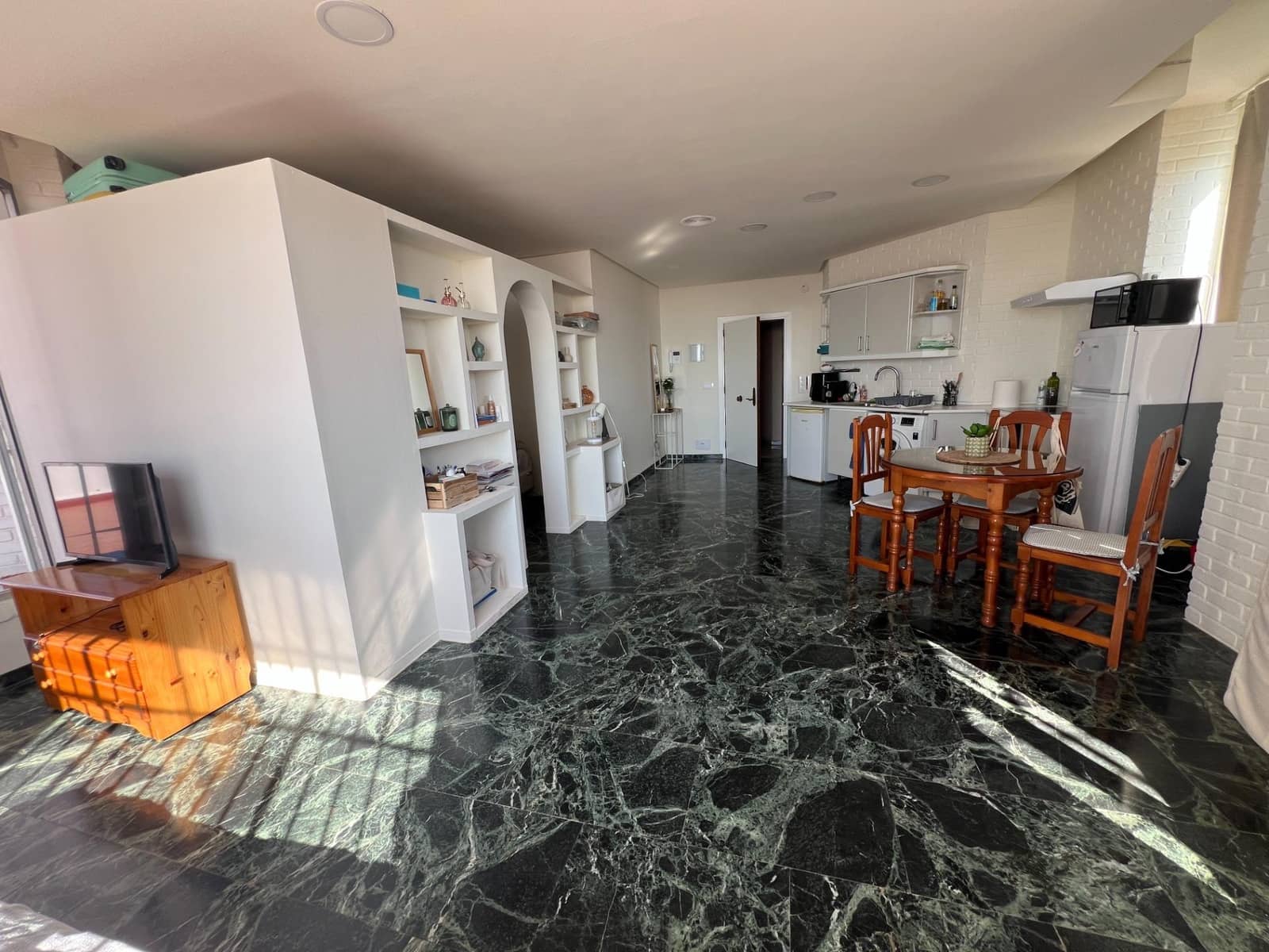2 sovrum Takvåning till salu i Malaga stad med pool - 290 000 € (Ref: 9950010)