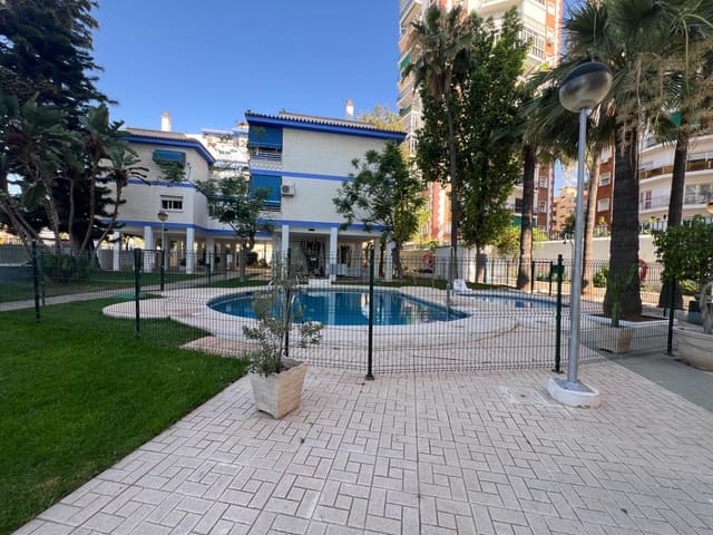 2 sovrum Takvåning till salu i Portada Alta, Málaga stad med pool - 290 000 € (Ref: 9950010)