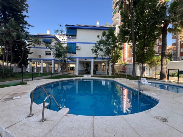 2 sovrum Takvåning till salu i Portada Alta, Málaga stad med pool - 290 000 € (Ref: 9950010)