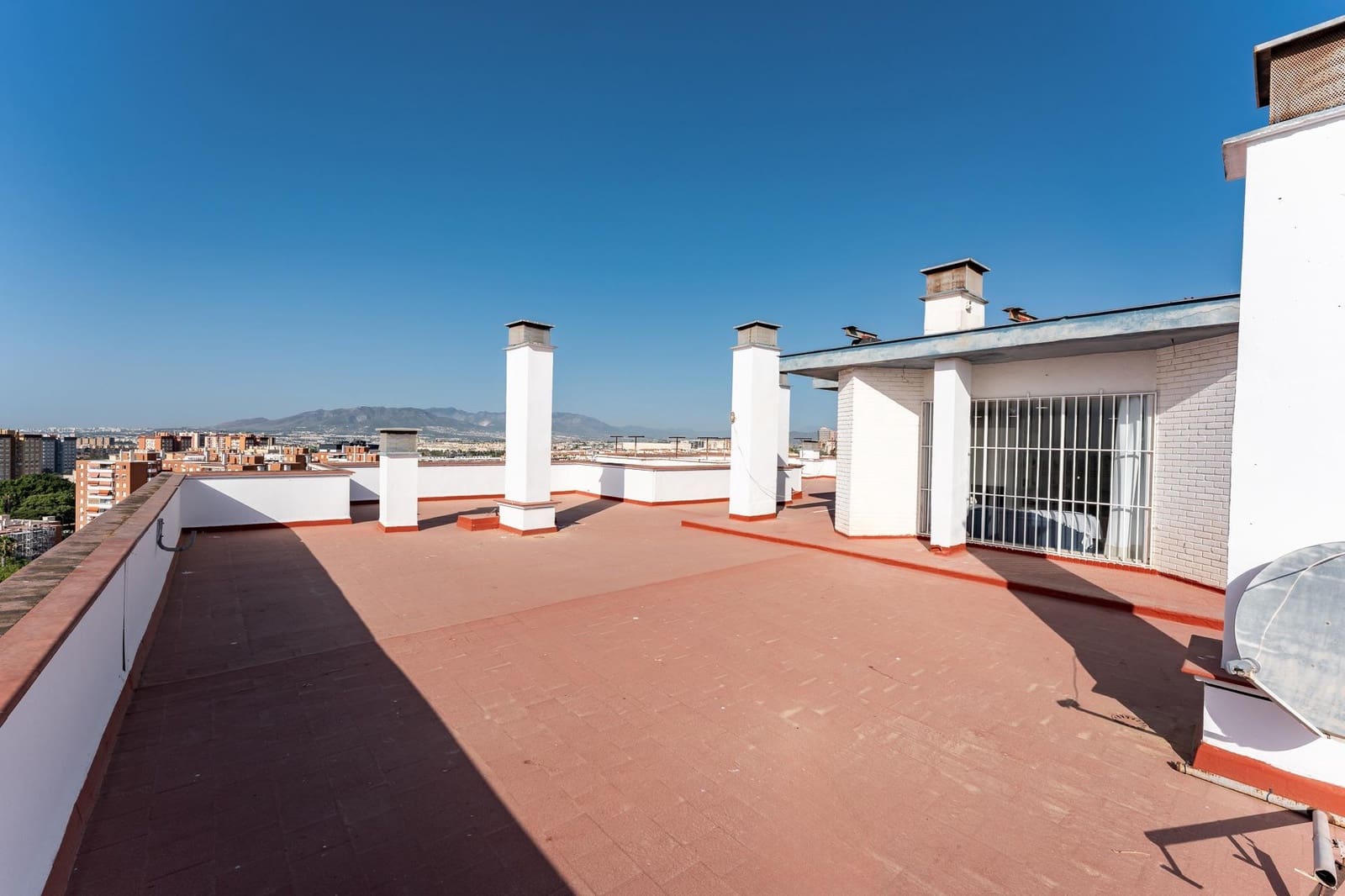 Ático de 1 habitación en Málaga ciudad en venta con piscina - 290.000 € (Ref: 9950010)
