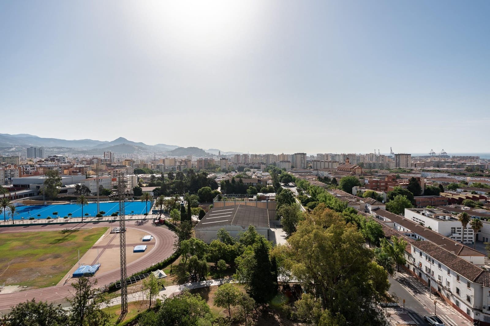 Ático de 1 habitación en Málaga ciudad en venta con piscina - 290.000 € (Ref: 9950010)